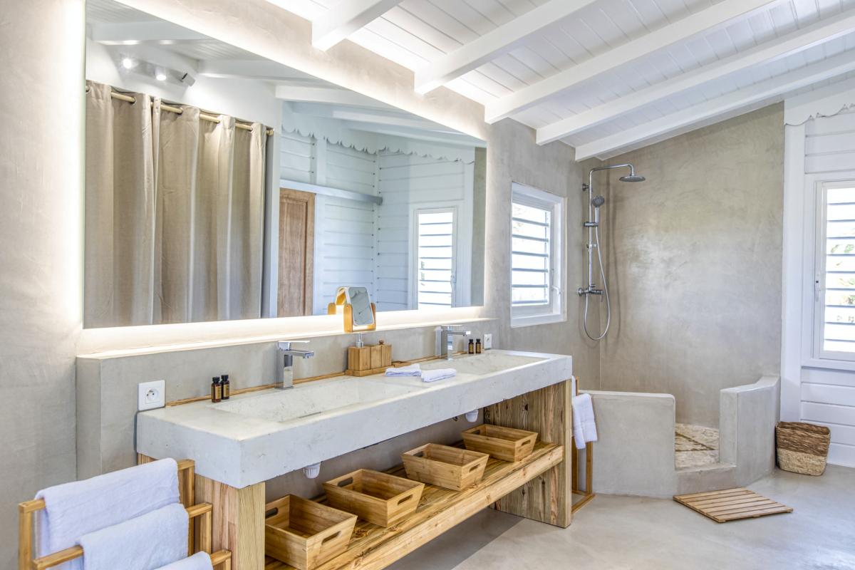 A louer villa 4 chambre Terres Basses Saint Martin_ Salle d'eau - 25